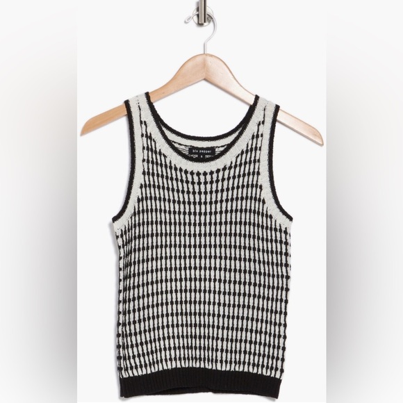 BLUE PEPPER black and white stripe Knit Sleeveless Sweater/size L - Picture 3 of 10
